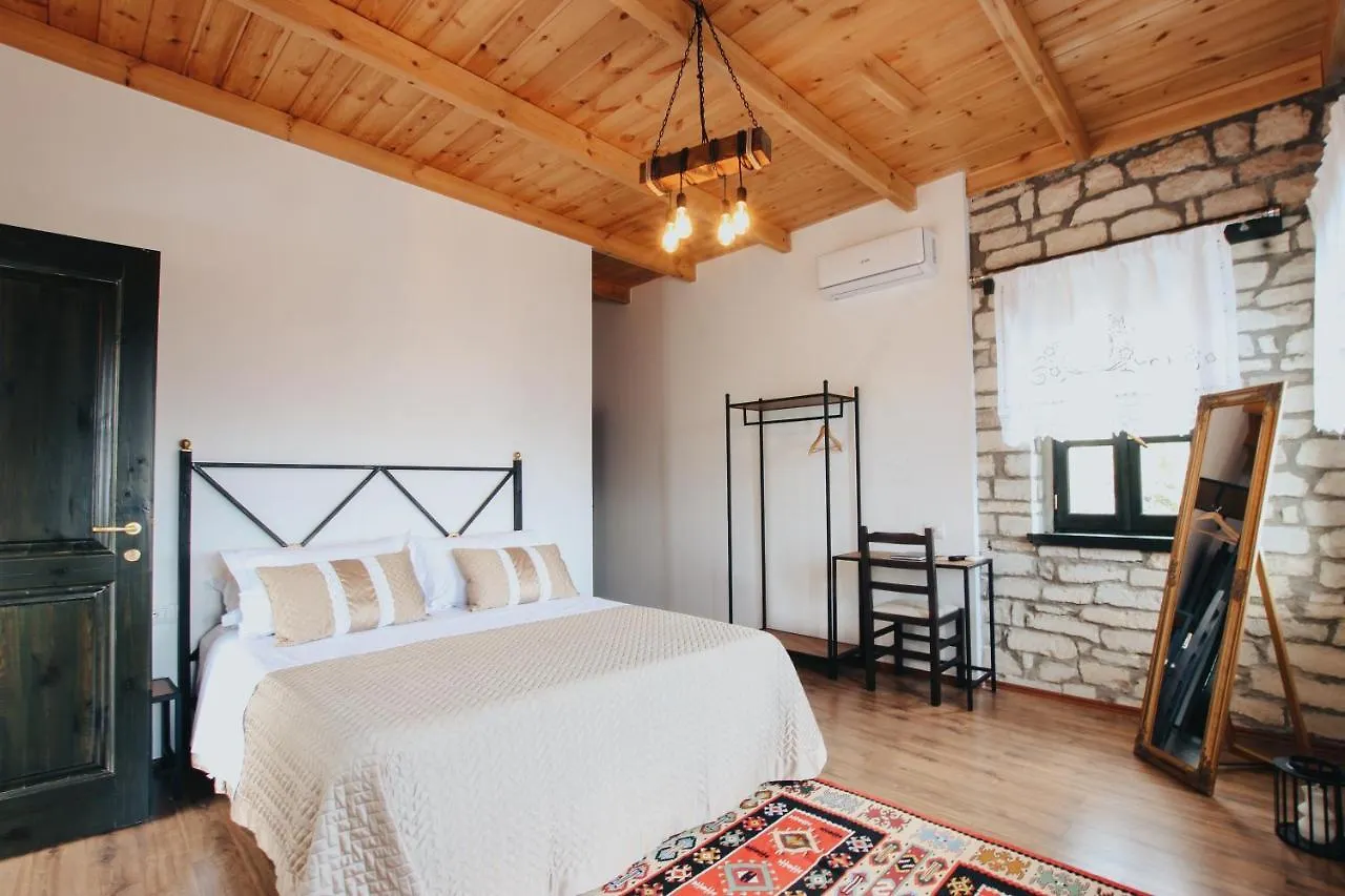 Bujtina Maria Hotel Gjirokaster Albania