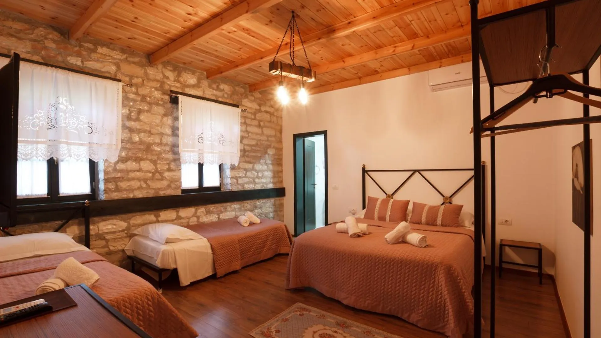 Hotel Bujtina Maria Stegopull