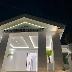 Quarto em Acomodações Particulares Vladimir Estate