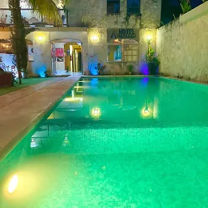 https://hotel-maya-coba.quintano-roohotels.com