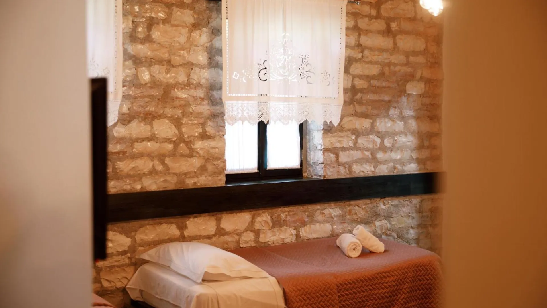 Bujtina Maria Hotel Stegopull