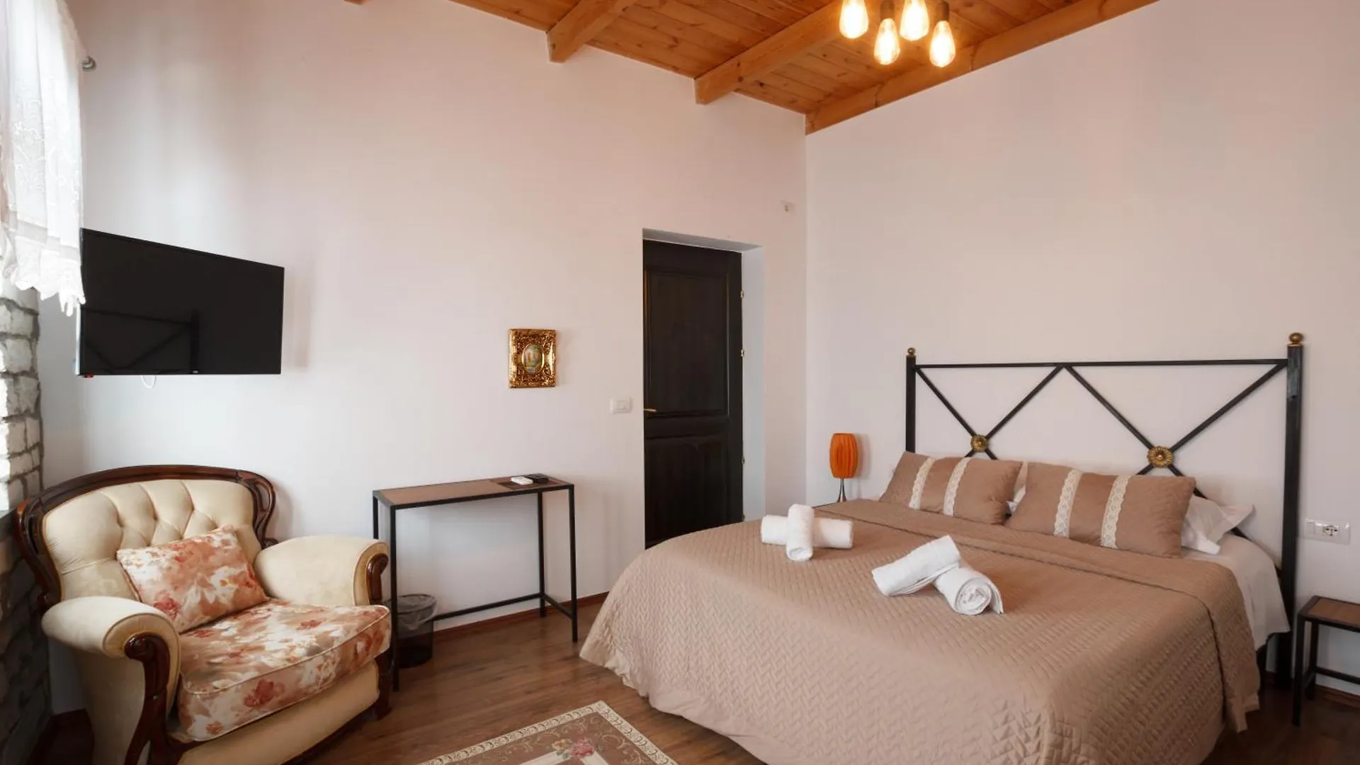 Bujtina Maria Hotel Stegopull Albania
