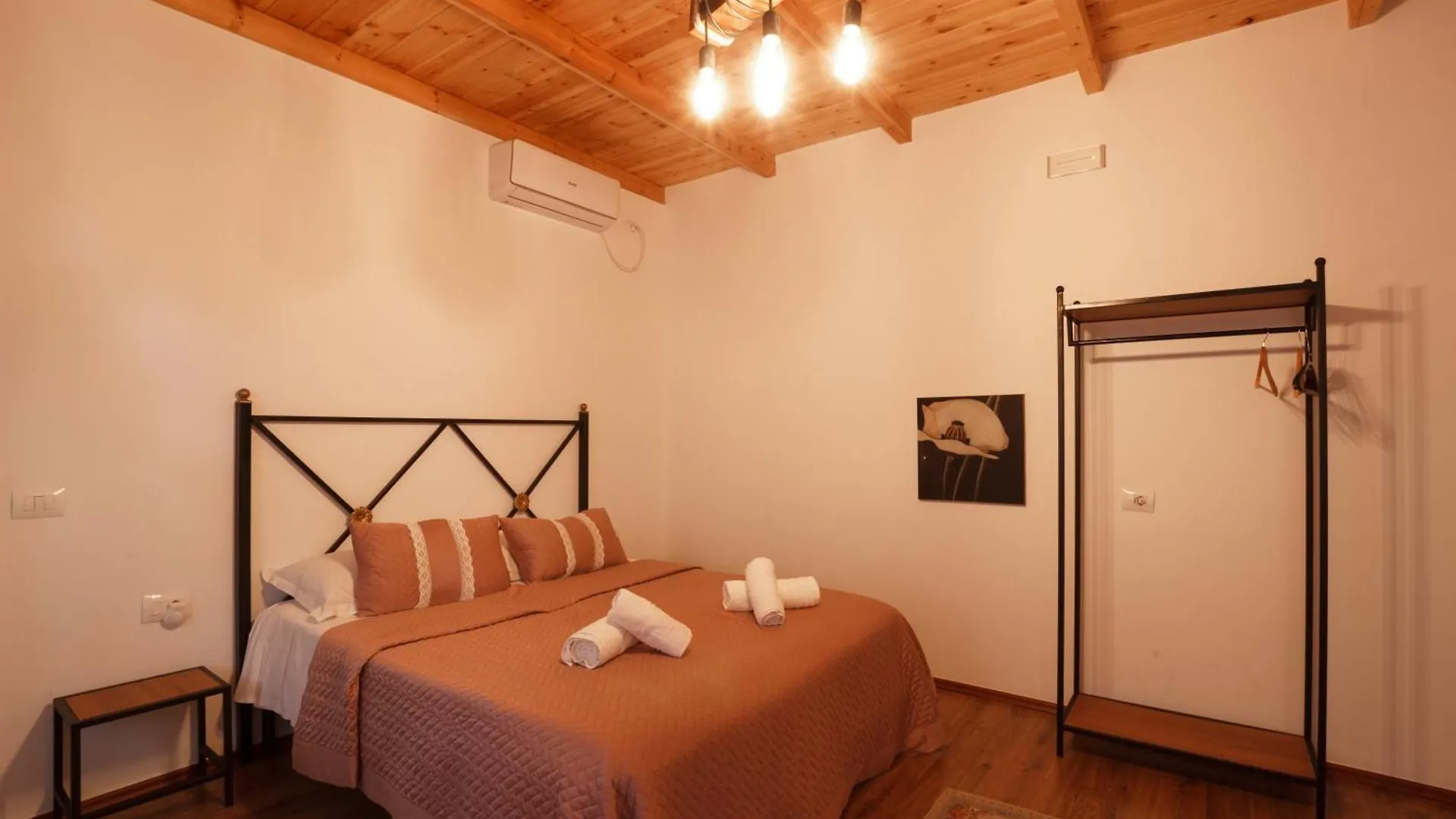 Bujtina Maria Hotel Stegopull