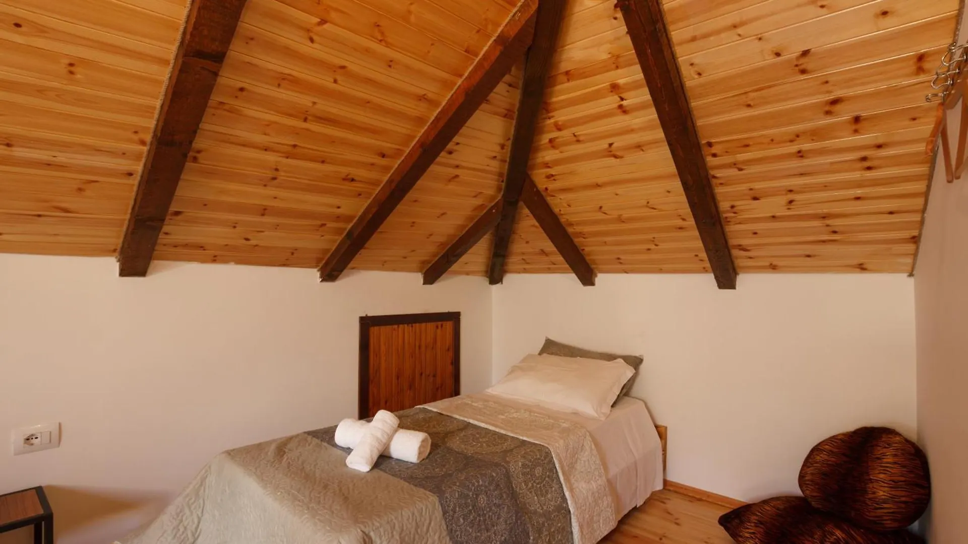 Bujtina Maria Hotel Stegopull